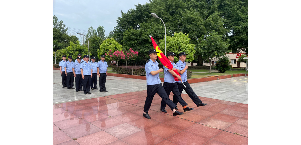 建军节|浓情送温暖-慰问特困退役军人-2.jpg 建军节|浓情送温暖-慰问特困退役军人-2.jpg